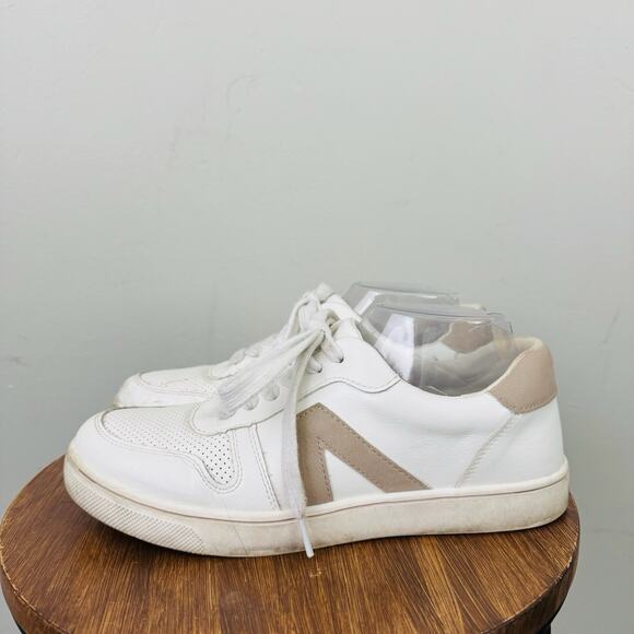 MIA White Athletic Sneakers Women’s Size 8 - Picture 1 of 9